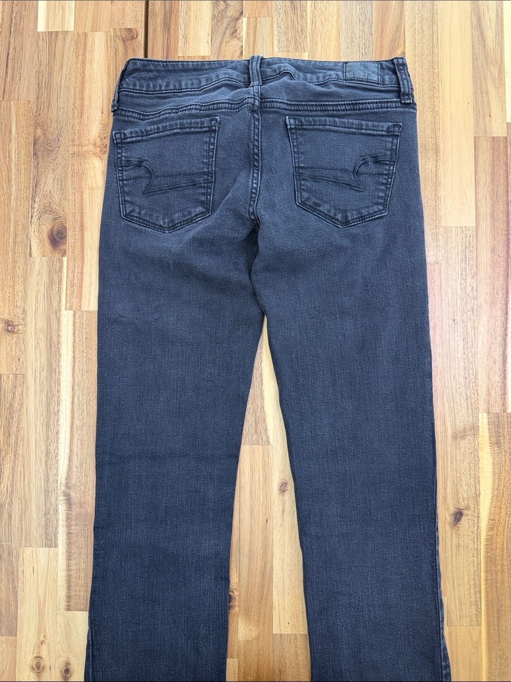 American Eagle Low Rise Skinny Black Denim Jeans - Picture 5 of 8